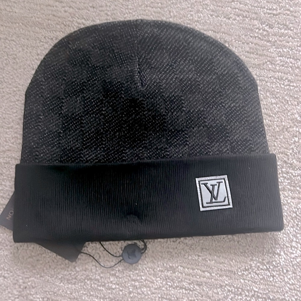 BLACK FRIDAY SALE LV HAT/BEANIE
